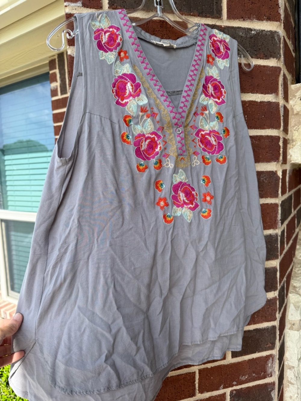 entro Gray Sleeveless Embroidered V-Neck Tunic with Pink Floral Accents